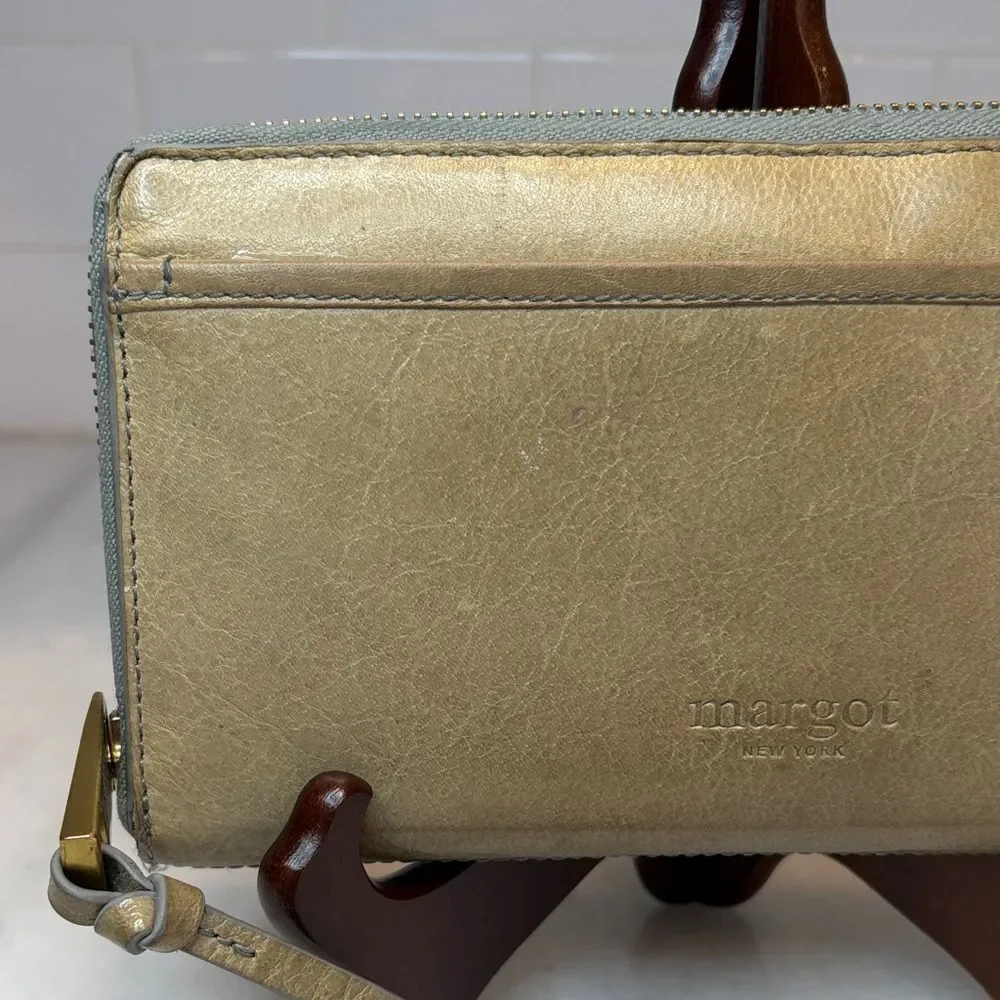 MARGOT New York Gabby Zip Around Wallet Wristlet Leather Neutral Beige Gold